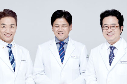 시청역 킬본교정 강북센트럴치과 송정우 원장과 킬본 교정장치를 개발한 센트럴치과 원장단